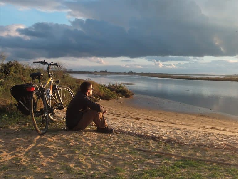 Bike with Tavira and the river view | MegaSport Travel